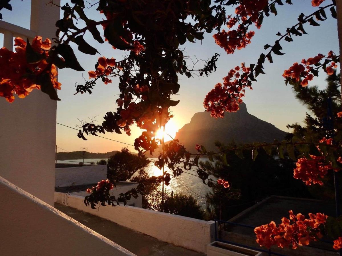Lina Studios Kalymnos Town Екстер'єр фото